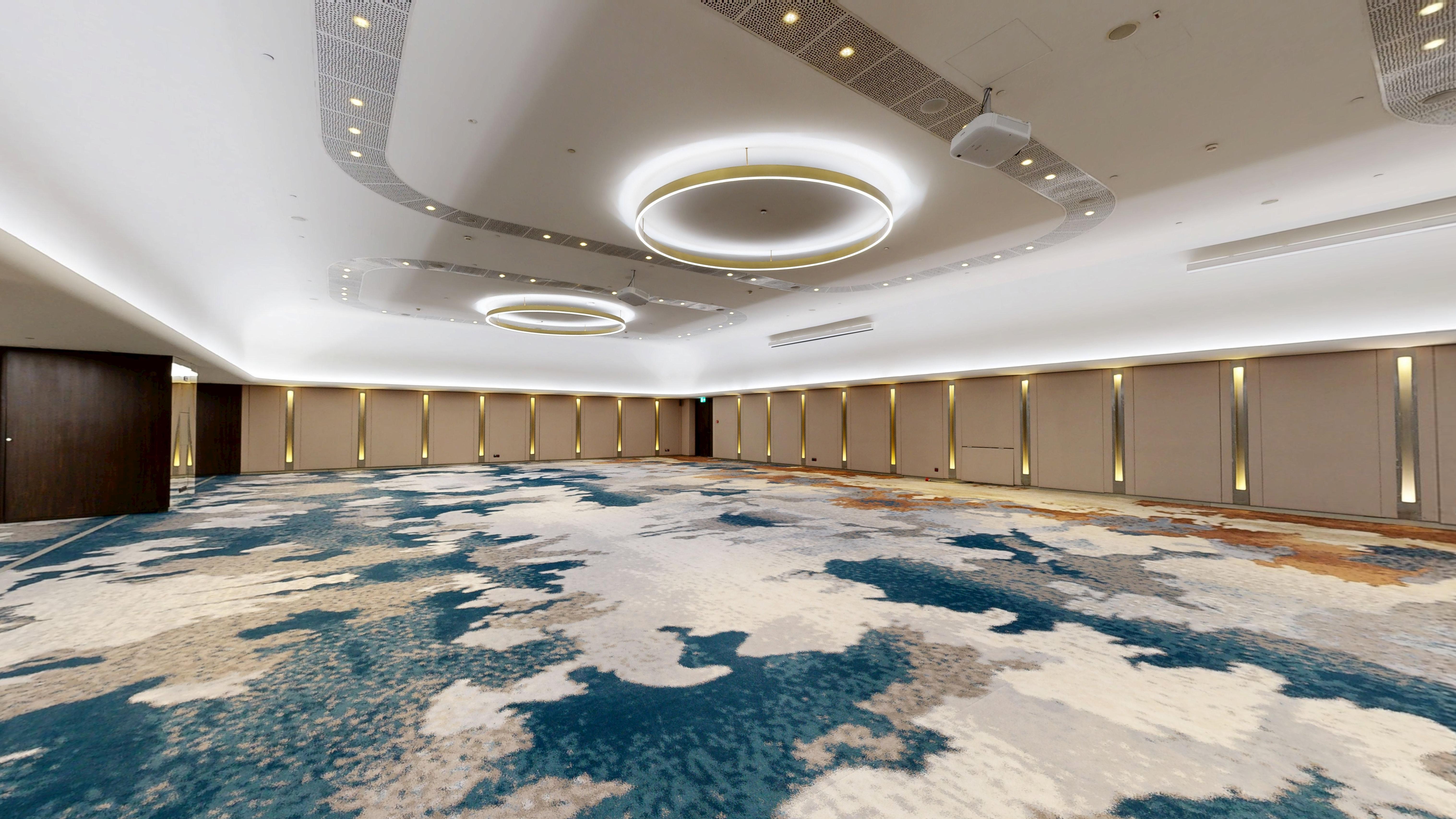 Atlantic Pacific Hall — Wall panels and ceiling design