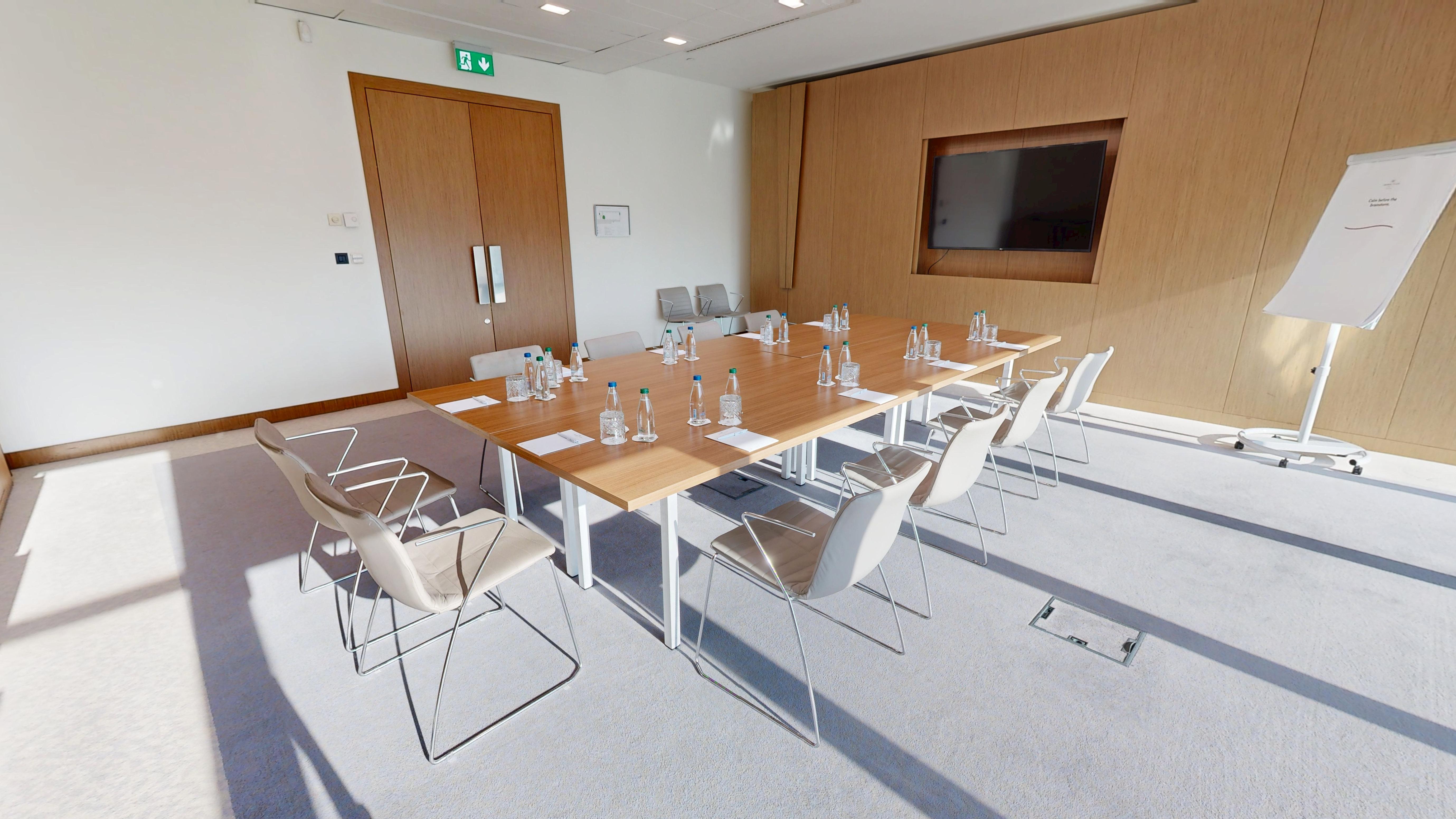 Dunav Boardroom — View 5